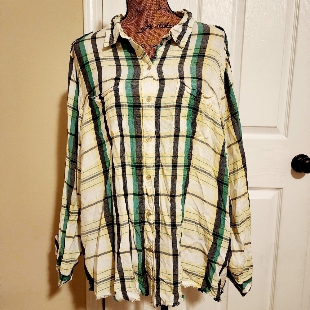 Cato Plaid Flannel Shirt Long Roll-Tab Sleeves Frayed Hem 26/28w Plus Size Euc